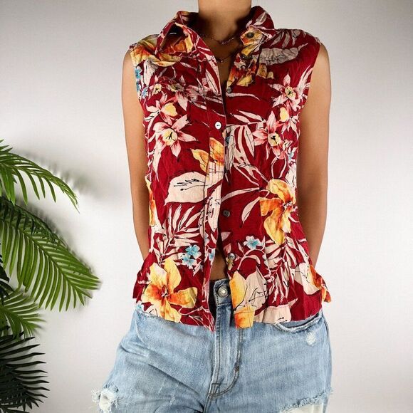 Vintage Y2K Red Silk Tropical Hawaiian Floral Beachy Indie Button Up Top / 8 - Picture 3 of 5